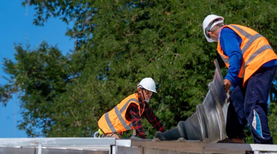 Professional Flat Roofing Installation in Fairland, IN